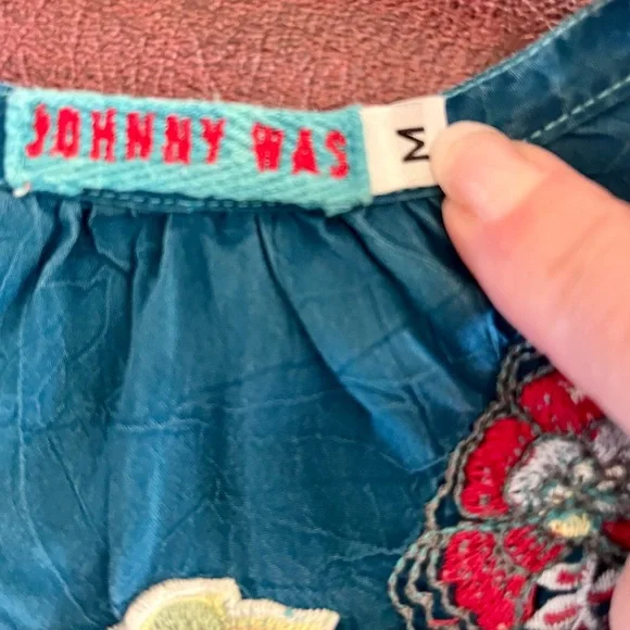 Long sleeve top by Johnny Was - Picture 2 of 10